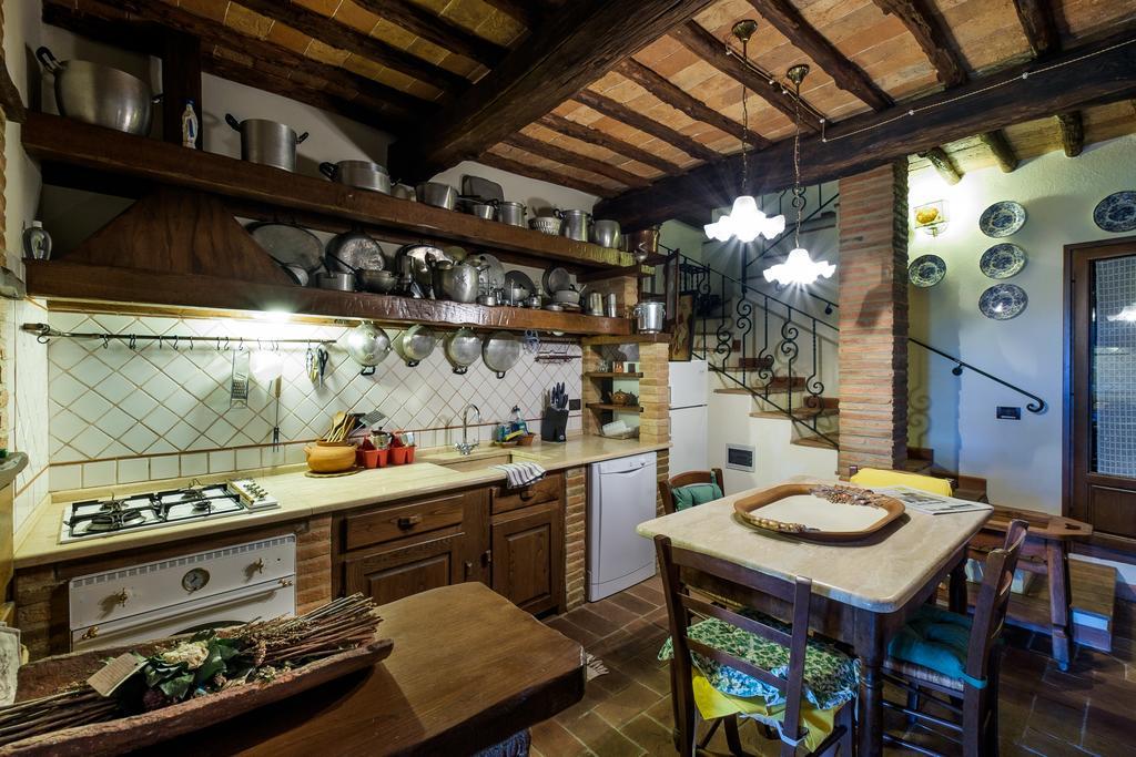 Borgo Alle Mura Apartment กาซาเล มาริตติโม ภายนอก รูปภาพ
