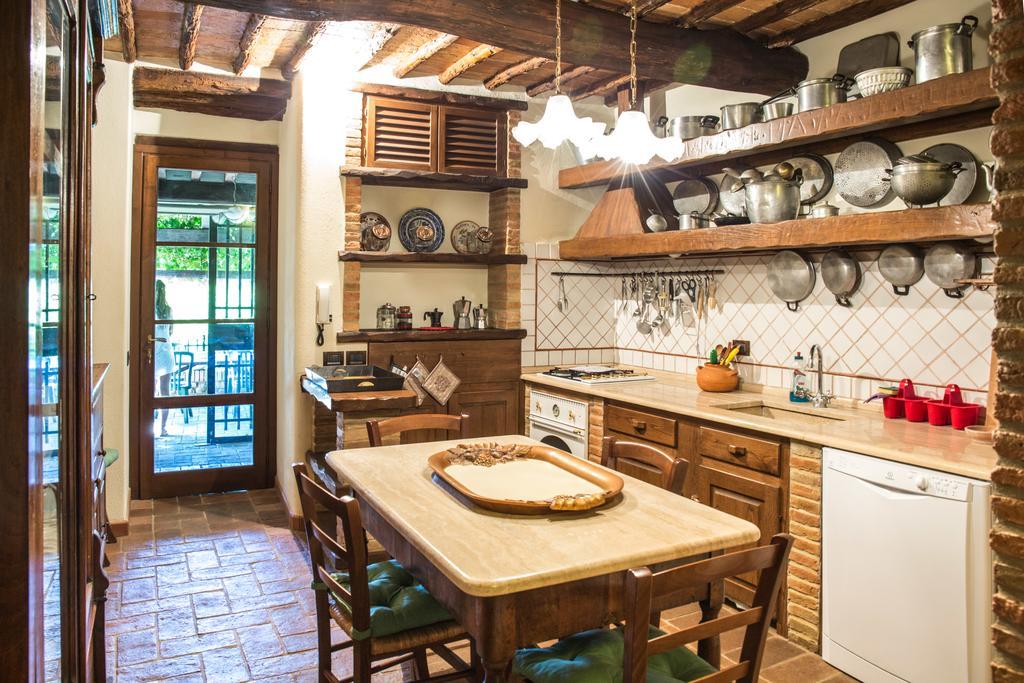 Borgo Alle Mura Apartment กาซาเล มาริตติโม ภายนอก รูปภาพ